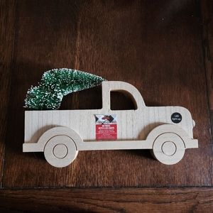3 Wood Christmas Trucks